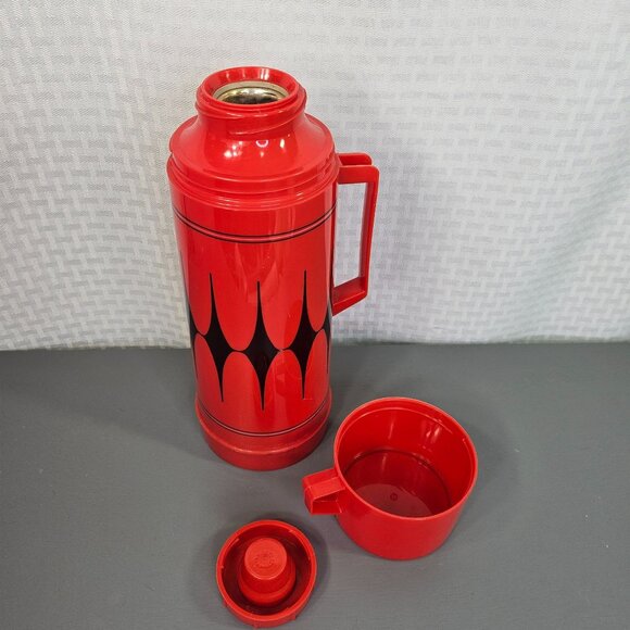 Vintage Aladdin Red Thermos With Black Pattern 1 Quart Plastic 1960s Retro Desig - Picture 4 of 7